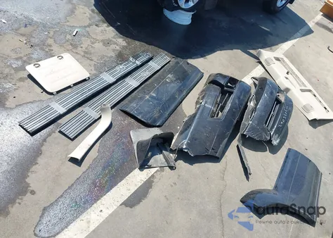 2004 Lexus Gx 470 z USA, uszkodzony, nr VIN JTJBT20X540033233